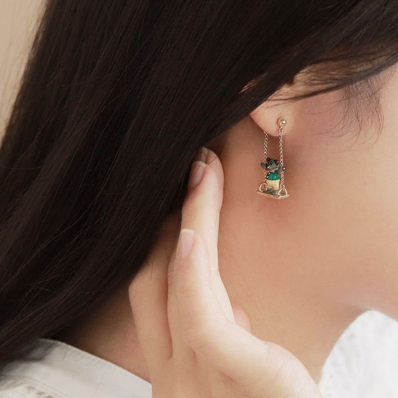 Little Bear Swing Earrings - Osewaya
