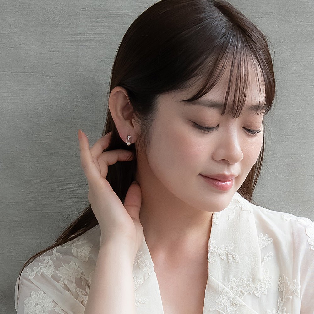 Pearl and Stone Round Earrings